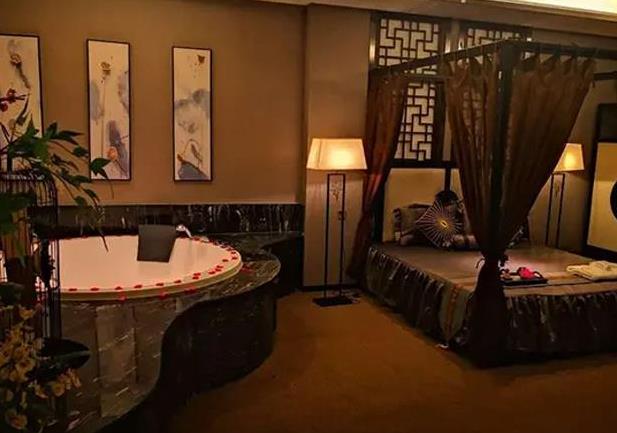 知心水墨水床spa